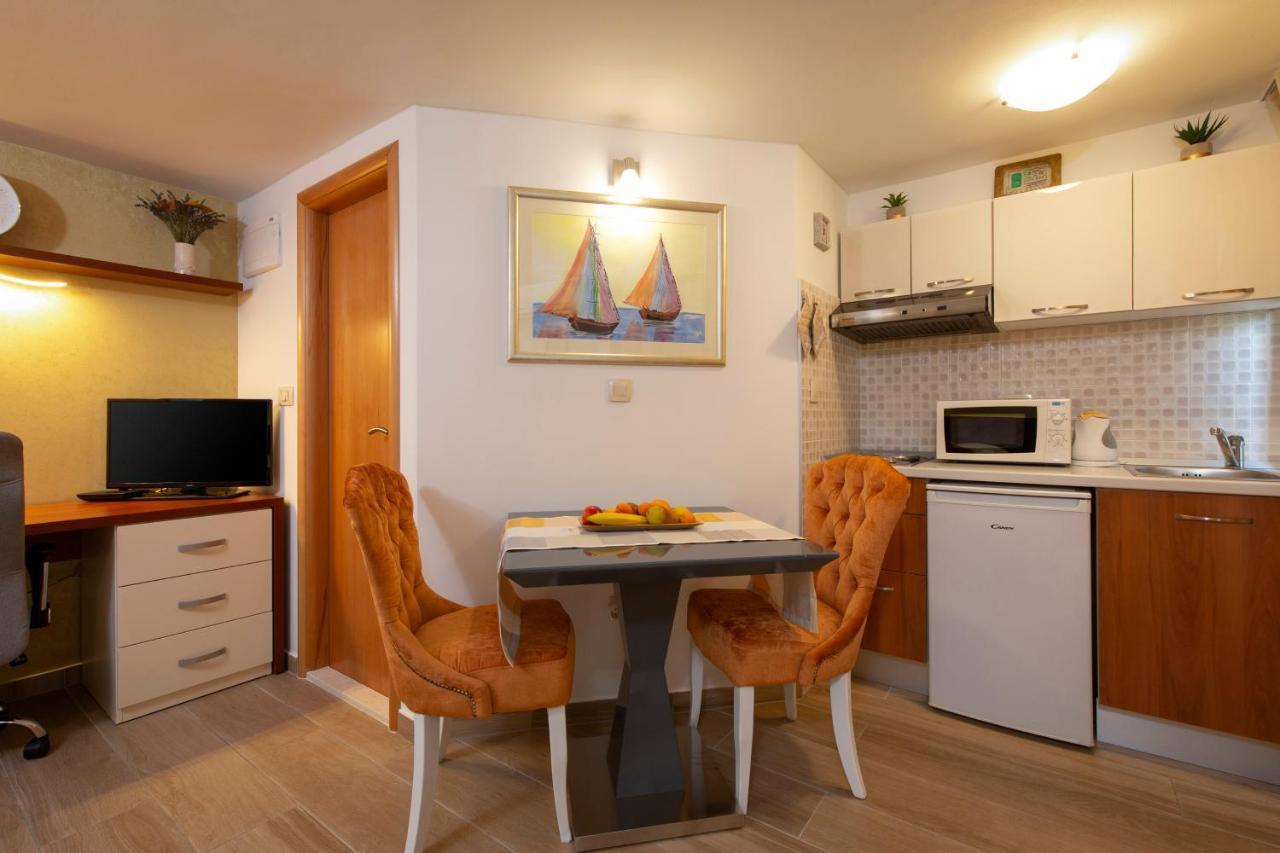 Studio Apartment Oleander Split Dış mekan fotoğraf